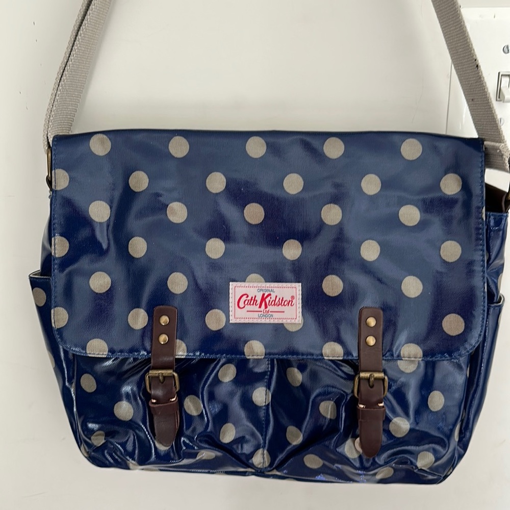 NWOT Cath Kidston blue and gray messenger crossbody bag.